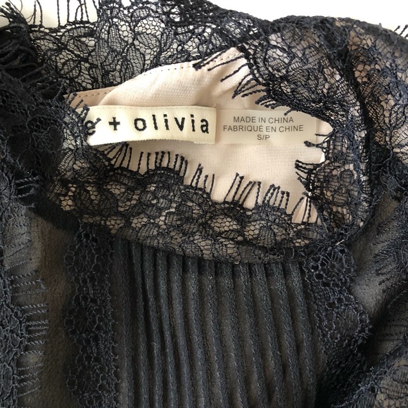 Alice + Olivia Lace Cold Shoulder Top - Picture 5 of 12